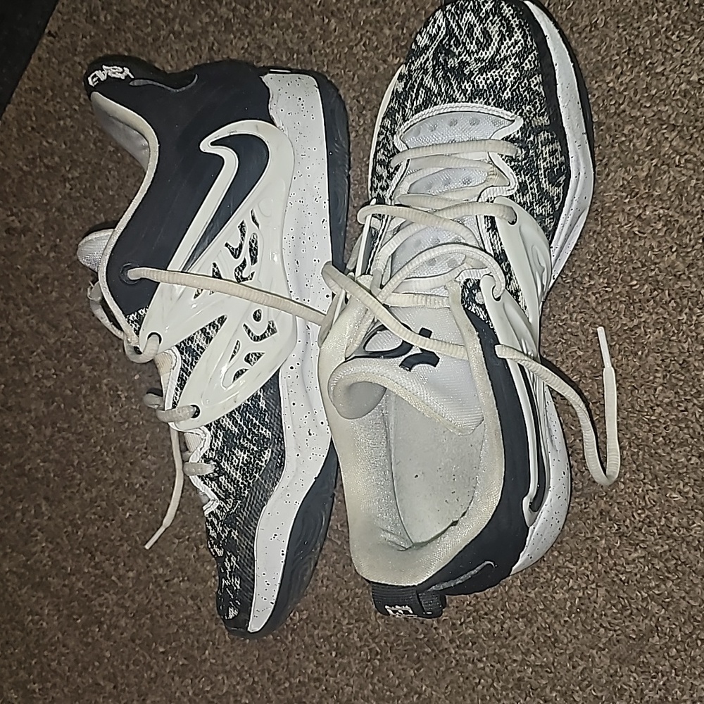 Nike KD 15 Team Oreo White Black Kevin Durant KD Men's - Picture 15 of 15